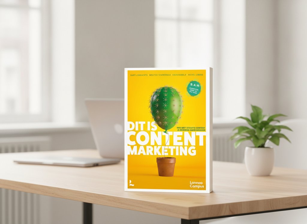 Dit is content marketing van Bart Lombaerts als 3D-boek op een bureau